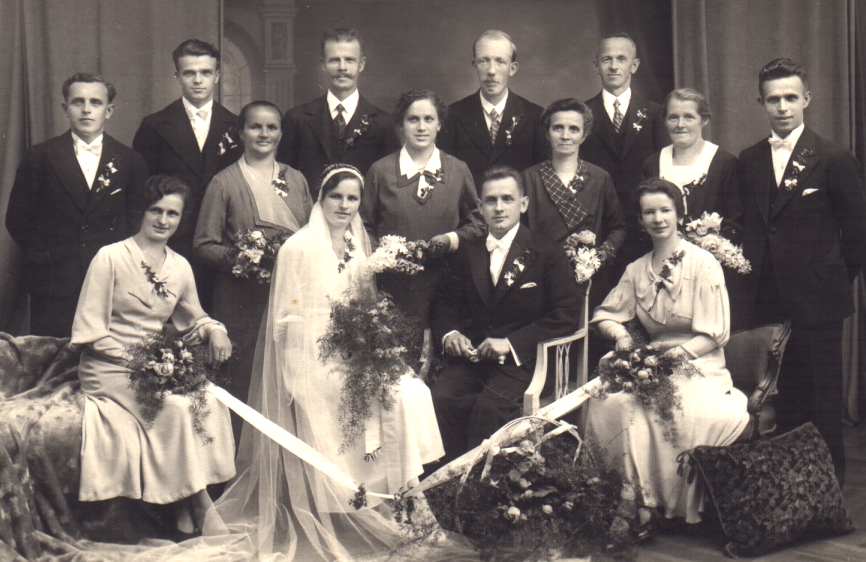 Hochzeitsfoto meiner Großeltern von 1933, Maria Künzel heiratet Josef Staffa.